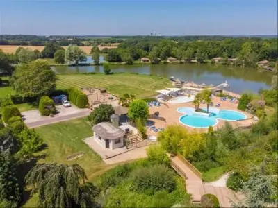 Loiret, Chalet à Gien, Camping Domaine Les Bois du Bardelet  - PMR 2 chambres 28m² 1487407 N°1031384