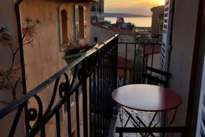 Appartement à Marseille, Nid D'amour Avec Vue Sur La Mer Au Cœur Du Panier - N°1032658