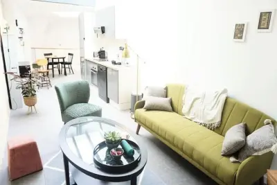 Appartement à Bordeaux, Magnifique Duplex Climatisé - Place Du Palais - N°1032783