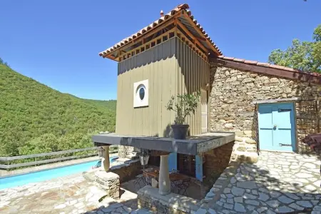 Au milieu de la nature entre Olargues et Prémian, Villa de charme avec piscine privée - Photo 1