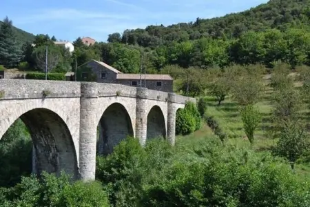 Au milieu de la nature entre Olargues et Prémian, Villa de charme avec piscine privée - Photo 30