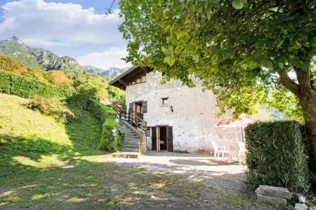 Fienile Regoli Due, Chalet à Parole près de forêt et lac - Photo 5