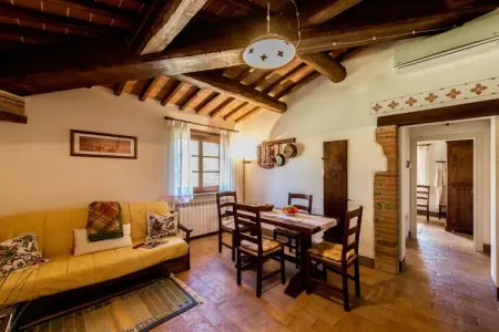 Pino, Ferme pittoresque avec piscine - Photo 2