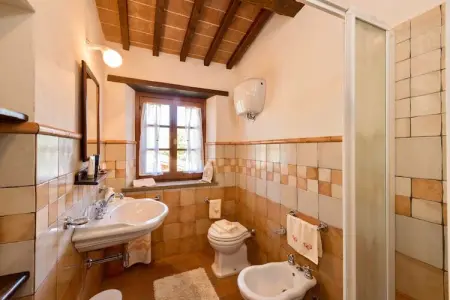 Pino, Ferme pittoresque avec piscine - Photo 15