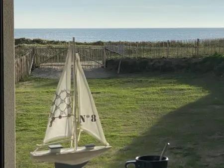 Maison de Vacances Spacieuse avec Vue Mer, Accès Plage, Terrasse et Jardin - Photo 1