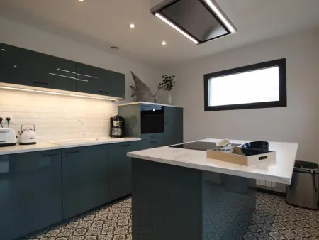 Maison de Vacances Spacieuse avec Vue Mer, Accès Plage, Terrasse et Jardin - Photo 3