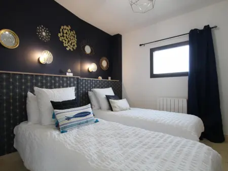 Maison de Vacances Spacieuse avec Vue Mer, Accès Plage, Terrasse et Jardin - Photo 13