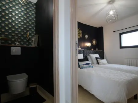 Maison de Vacances Spacieuse avec Vue Mer, Accès Plage, Terrasse et Jardin - Photo 15