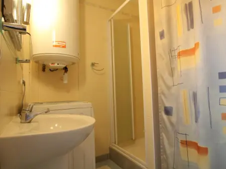 Charmante maison en pierre proche mer avec jardin et BBQ - Photo 8