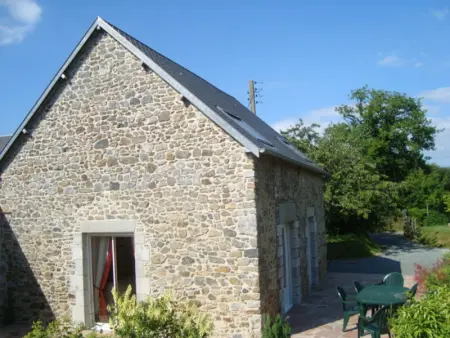 Charmante maison en pierre proche mer avec jardin et BBQ - Photo 10