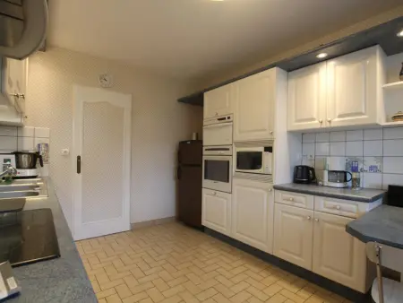 Maison spacieuse avec jardin clos, proche d'Agon-Coutainville - Photo 7