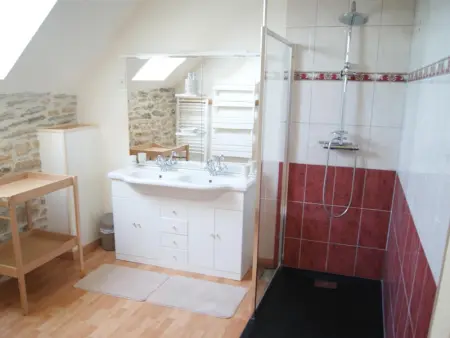 Gîte accueillant à Gonneville-Le Theil avec WiFi et parking - Photo 9