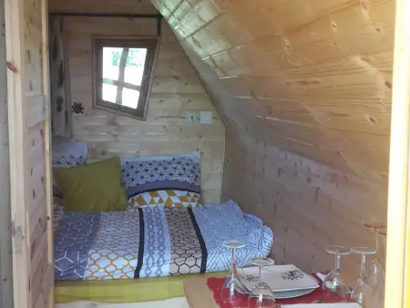 Cabane avec jacuzzi privatif et accès à ferme pédagogique - Photo 1