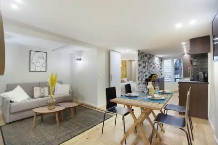 Appartement à Paris, POISSONIERE - L1034253