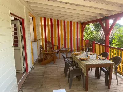 Appartement à Les Trois Ilets, Appartement climatisé 2P avec terrasse proche plage aux Trois Ilets - WiFi - N°1034747