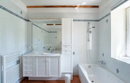 Location Maison 6 personnes à Frayssinet le Gélat - Photo 19