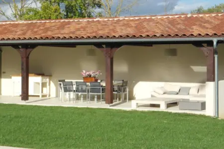 Entre le Gers et les Pyrénées XII, Maison de vacances luxueuse avec piscine privée - Photo 4