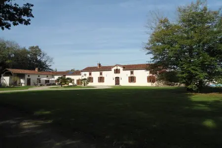 Entre le Gers et les Pyrénées XII, Maison de vacances luxueuse avec piscine privée - Photo 21