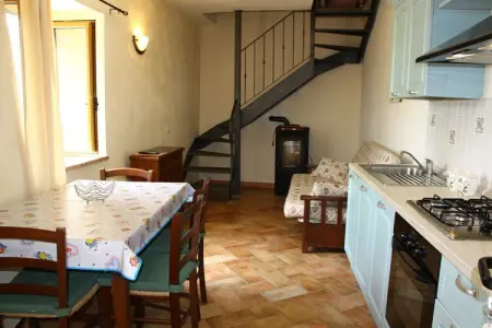 Argilla 4, Maison à Mulazzo avec Étang Naturel - Photo 2