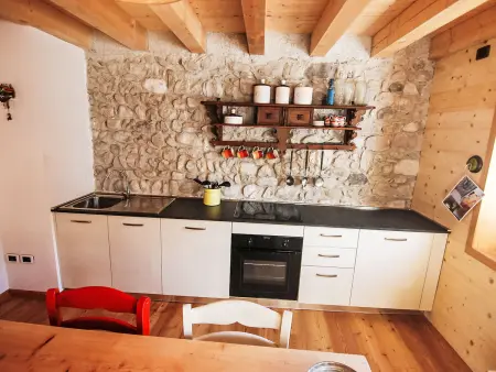 Albergo Diffuso - Cjasa Ustin, Appartement 5 personnes à Lago di Barcis - Photo 8