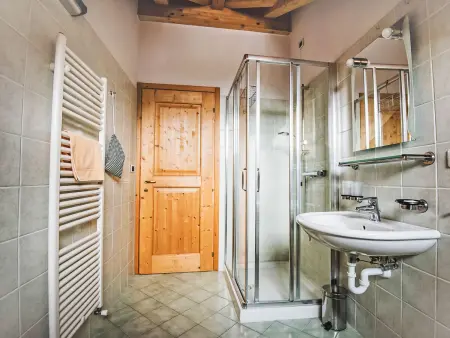 Albergo Diffuso - Cjasa Ustin, Appartement 5 personnes à Lago di Barcis - Photo 10