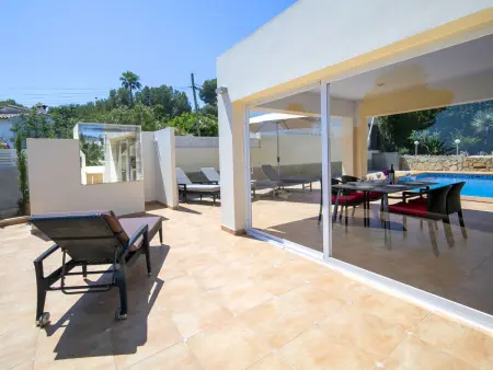 Villa El Descanso, belle maison moderne avec grand jardin et piscine - Photo 7