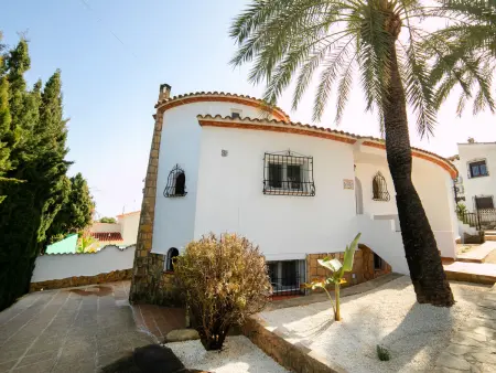 Villa Luisa, grande villa avec piscine proche de la mer - Photo 46