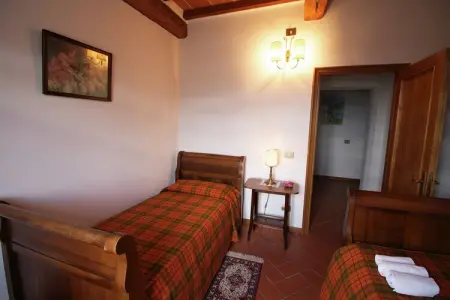 Il Cipresso, Ferme à Poppi avec piscine et vue vallée - Photo 18