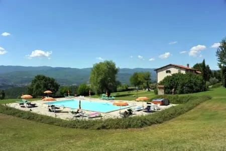 Leccio, Ferme à Casentino avec piscine et jacuzzi - Photo 1