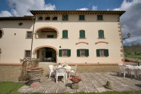 Leccio, Ferme à Casentino avec piscine et jacuzzi - Photo 5