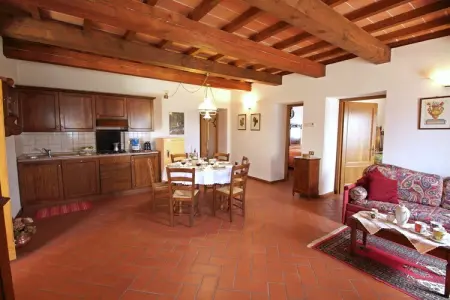Leccio, Ferme à Casentino avec piscine et jacuzzi - Photo 10