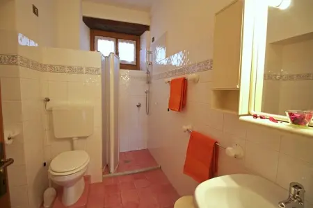 Leccio, Ferme à Casentino avec piscine et jacuzzi - Photo 23