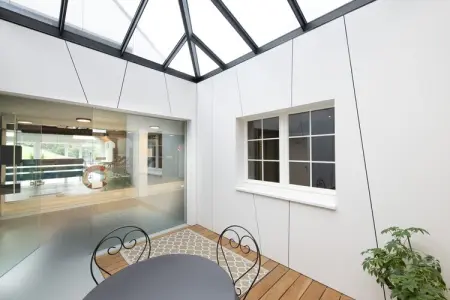 Au bois dormant, Demeure moderne avec piscine privée à Aubel - Photo 11