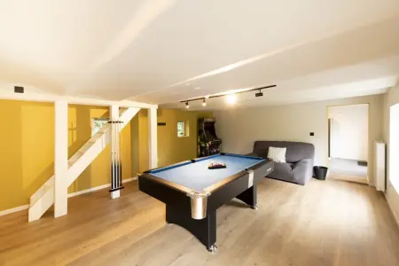 Au bois dormant, Demeure moderne avec piscine privée à Aubel - Photo 15