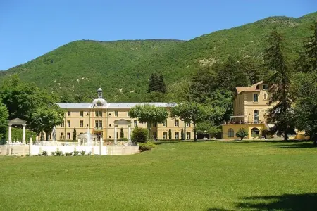 Au château près du Ventoux V, Séjour de luxe au Château Montbrun - Photo 7