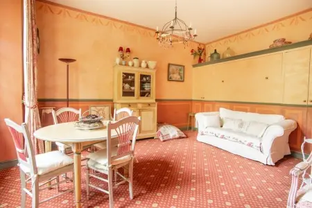 Au château près du Ventoux III, Studio au Château Montbrun avec Piscine - Photo 1