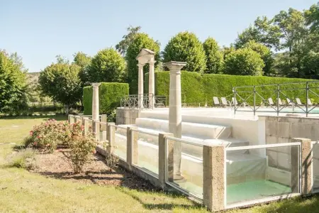 Au château près du Ventoux III, Studio au Château Montbrun avec Piscine - Photo 8