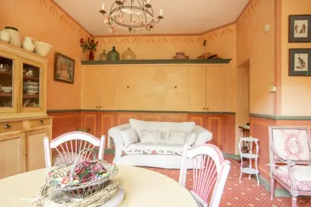 Au château près du Ventoux III, Studio au Château Montbrun avec Piscine - Photo 9