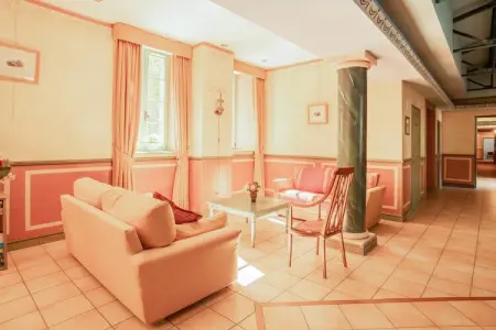 Au château près du Ventoux III, Studio au Château Montbrun avec Piscine - Photo 12