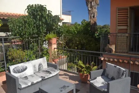 Casa con Terrazza, Maison à Giardini Naxos près de la Plage - Photo 14