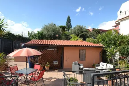 Casa con Terrazza, Maison à Giardini Naxos près de la Plage - Photo 15