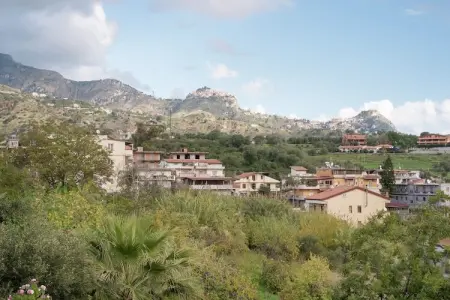 Casa con Terrazza, Maison à Giardini Naxos près de la Plage - Photo 18