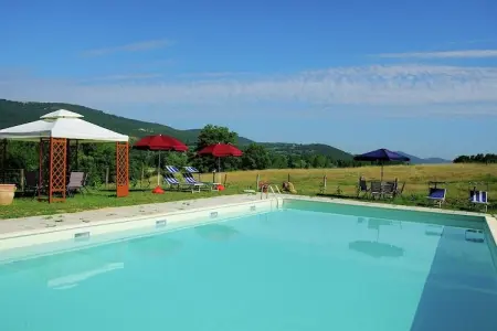Nerone, Ferme près du lac Trasimeno avec piscine - Photo 11