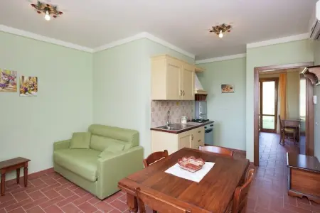 Salice, Appartement à Monte del Lago près de Trasimène - Photo 1