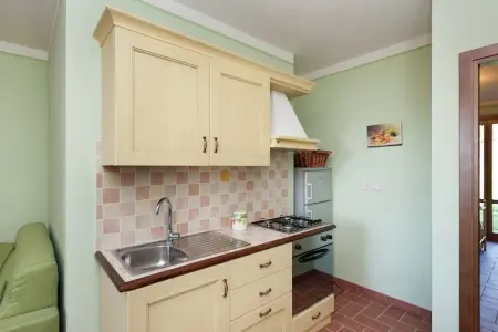Salice, Appartement à Monte del Lago près de Trasimène - Photo 3