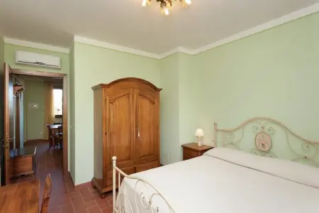 Salice, Appartement à Monte del Lago près de Trasimène - Photo 16