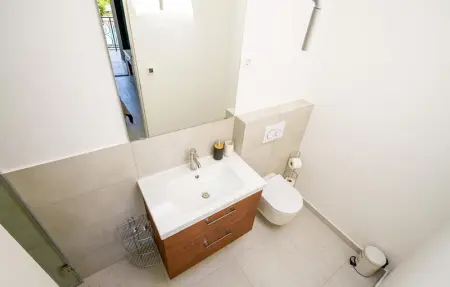 Location Maison 8 personnes à Murter - Photo 32