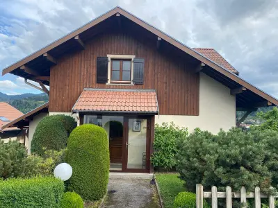 Appartement à Gérardmer, Gîte spacieux à Gérardmer avec vue sur lac, 3 chambres, Wi-Fi et parking - N°1038122