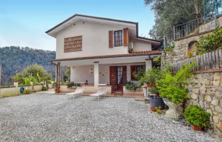 Maison à Camaiore - L1038273