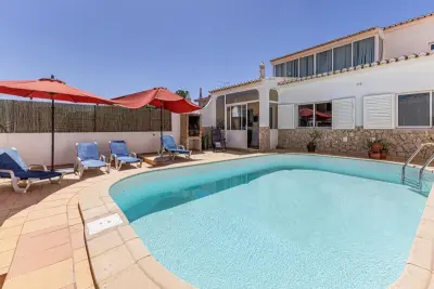 Villa à Lagos, Chilling In Lagos House | Pool | BBQ | Retreat - N°1038535